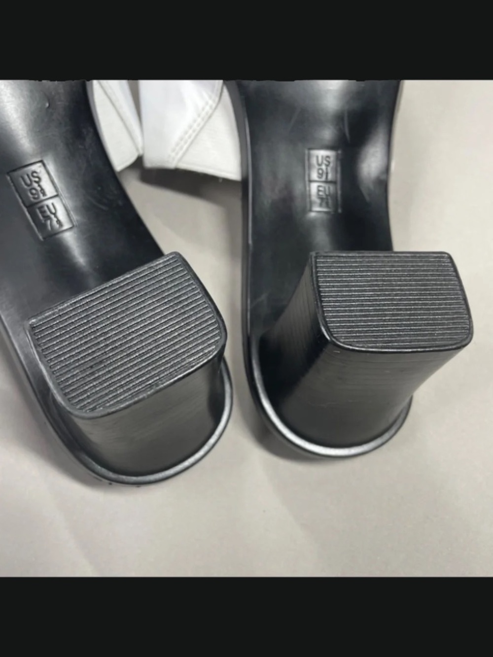 NEW Aerosoles Shoes Womens 9.5 white black leather local time heels cocktail - Picture 10 of 12